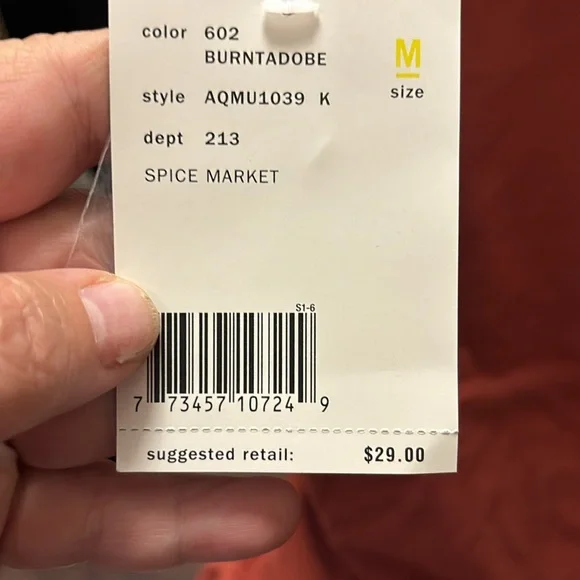 Axcess by Liz Claiborne size M tank top nwt - Picture 13 of 13